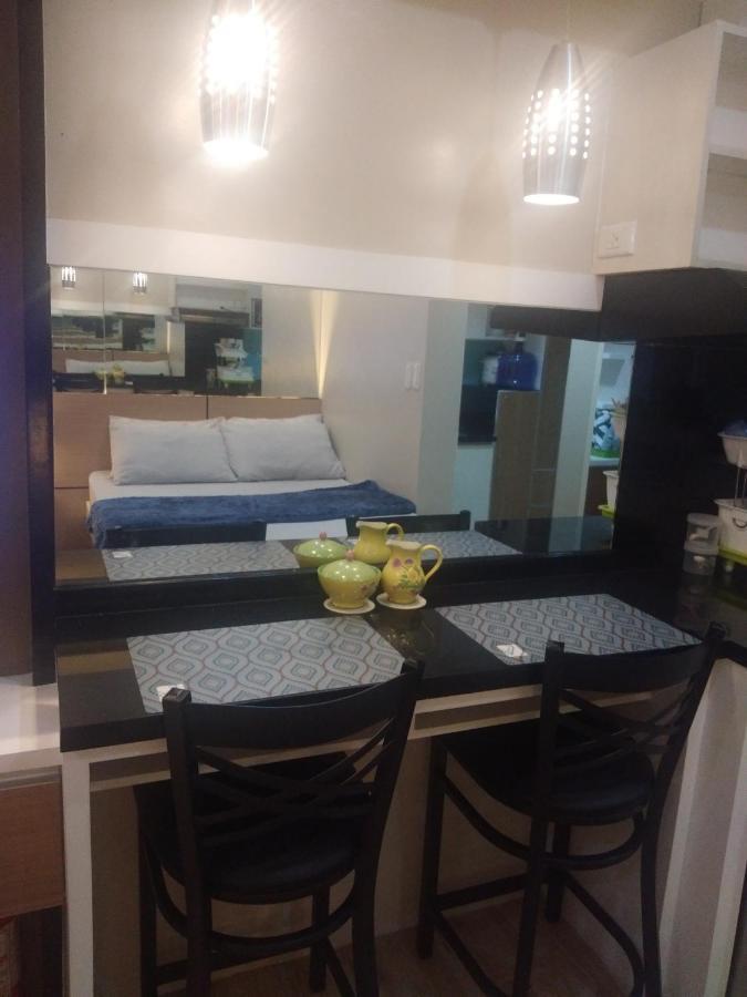 Sunvida Tower Residences Infront Of Sm City Cebu Exterior photo
